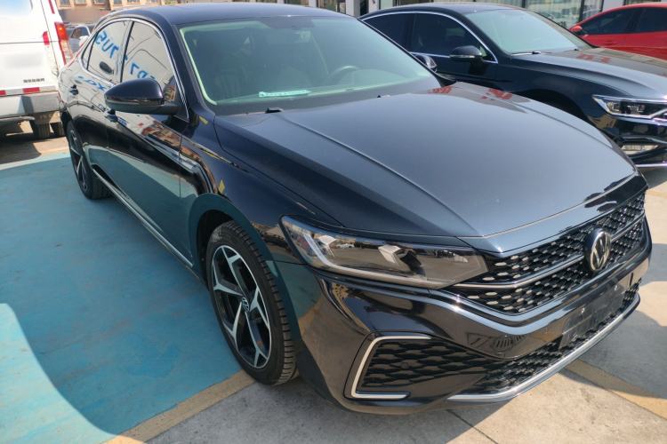 Used Volkswagen Passat 2024 330TSI Starry Elite Edition
