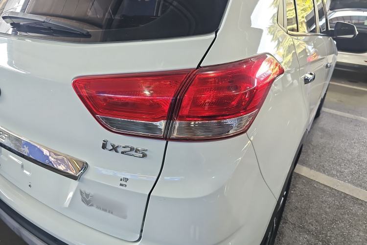 Used Hyundai ix25 2017 1.6L Automatic Smart Version
