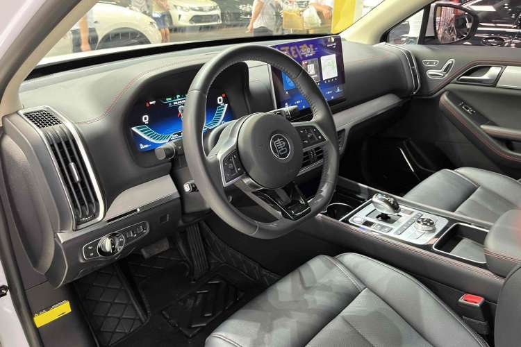 Used BYD Tang New Energy 2019 DM 2.0T All-Wheel Drive Smart Connect Enjoyment Model 5 Seats China VI Standard