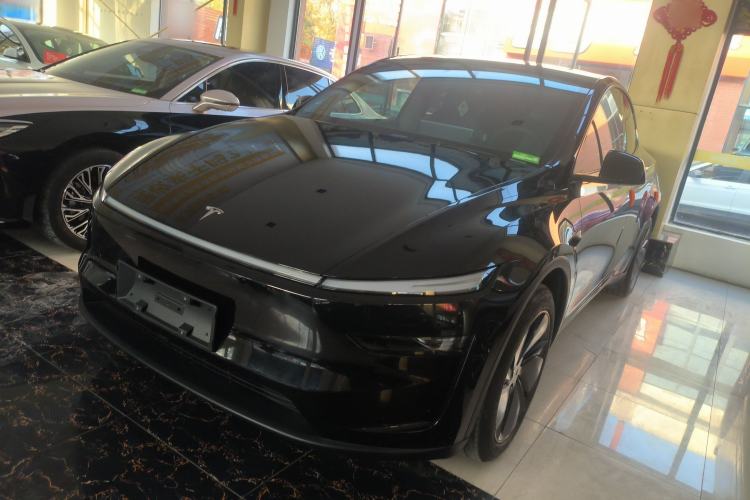 Used Tesla Model Y 2025 Rear-Wheel-Drive Version