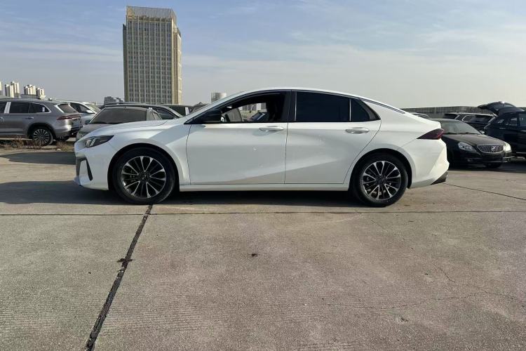 Used GAC Trumpchi EMPOW 2021 270T DCT J11 Version