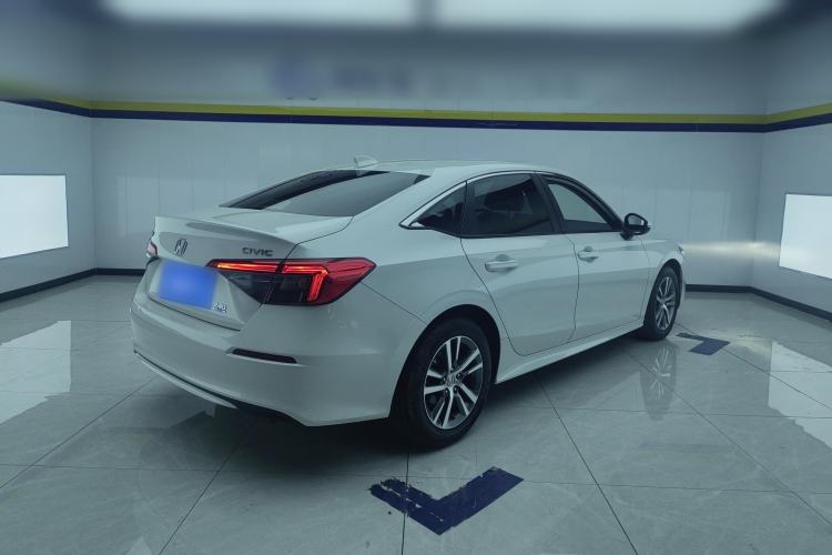 Used Honda Civic 2023 240TURBO CVT Dynamic · Center Stage Special Edition
