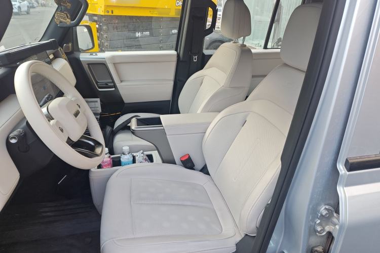 Used  V23 2026 Model 401 Two-Wheel Drive Super Sports Edition
