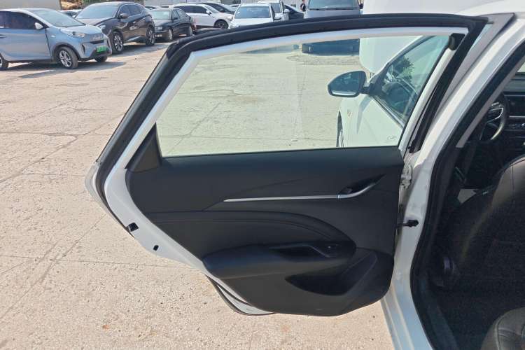 Used Buick GT 2019 18T Automatic Connected Elite Model China V Standard
