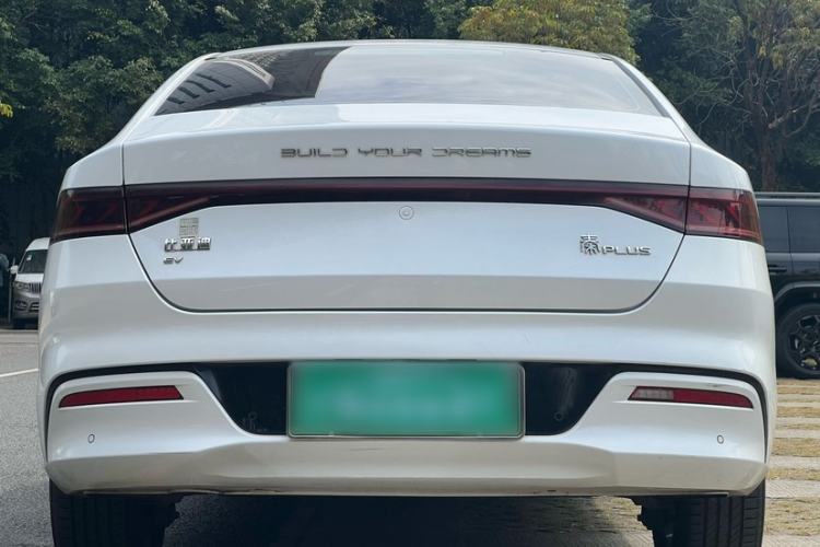 Used BYD Qin PLUS 2023 Champion Edition EV 420KM Leading Model
