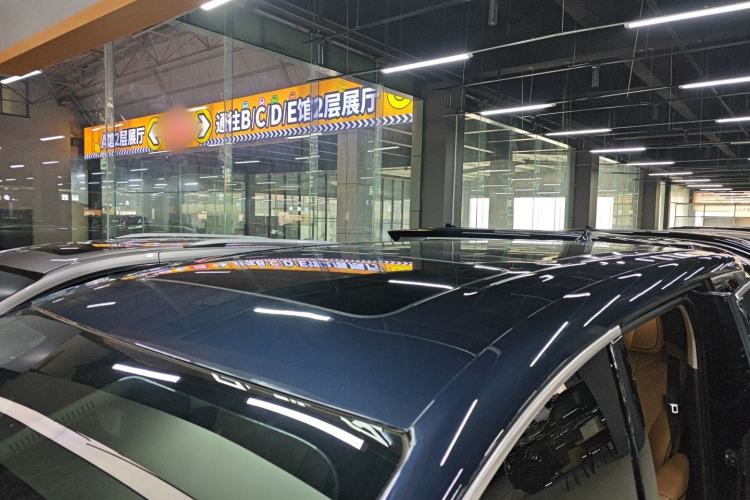 Used Denza D9 2024 DM-i 1050 Luxury Model
