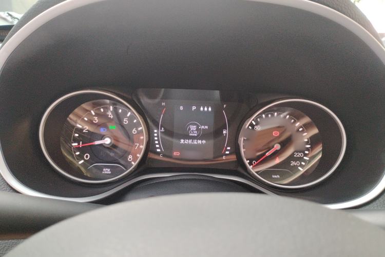 Used  Compass 2019 220T Automatic Enjoyment Version