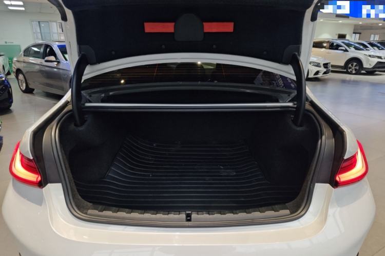 Used BMW 3 Series 2024 325Li M Sport Package
