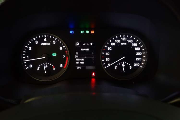 Used Hyundai Tucson 2015 1.6T Dual-Clutch Two-Wheel-Drive Smart Model
