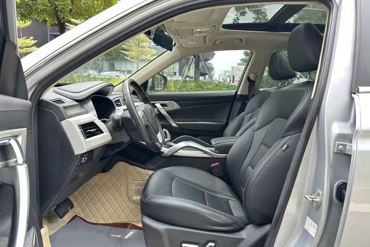 Used Geely Auto Emgrand X7 Sport 2020 1.8TD DCT Two-Wheel Drive Smart Connect 4G-Enabled Version
