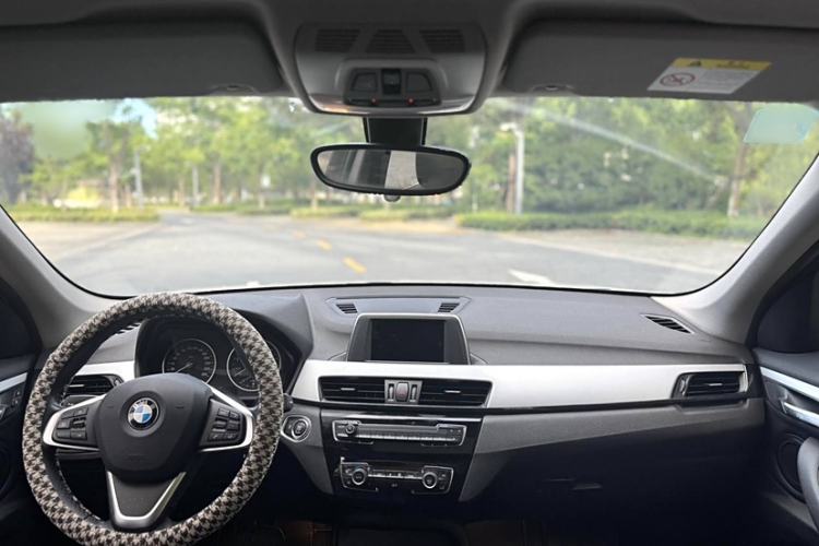 Used BMW X1 2018 sDrive20Li Leading Model
