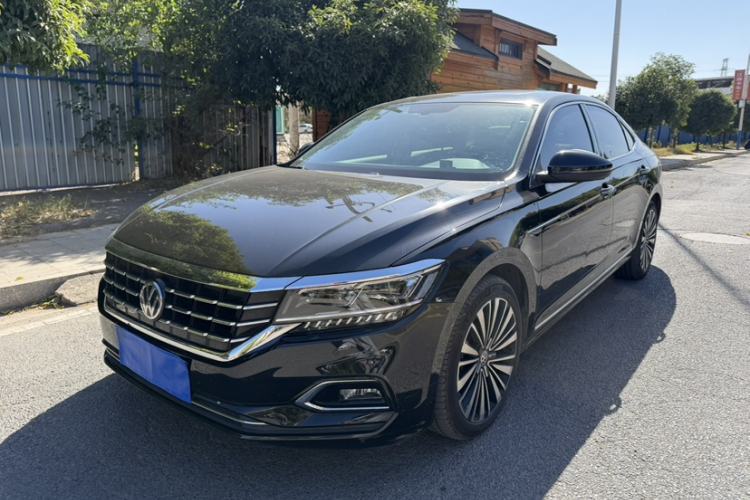 Used Volkswagen Passat 2019 380TSI Luxury Edition China VI Standard
