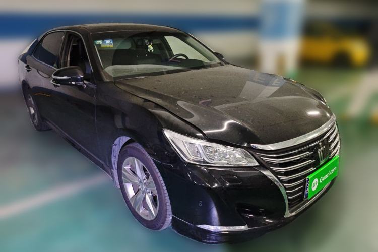 Used Toyota Crown 2015 2.0T Fashion Edition
