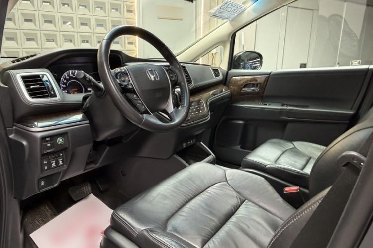 Used Honda Odyssey 2015 2.4L Prestige Edition
