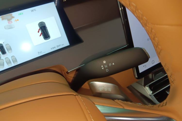 Used BYD Han L 2025 DM-p Four-Wheel-Drive LiDAR Flagship Model
