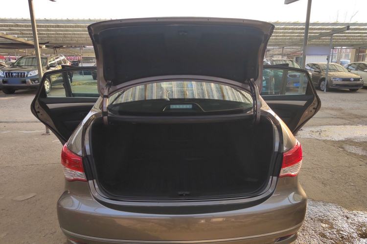 Used Nissan Sylphy 2016 Classic 1.6XE Automatic Comfort Edition
