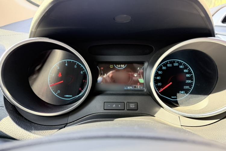 Used BYD Yuan 2016 1.5L Manual Luxury Version
