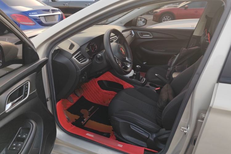 Used Roewe i5 2020 1.5L Manual 4G Connect Luxury Edition
