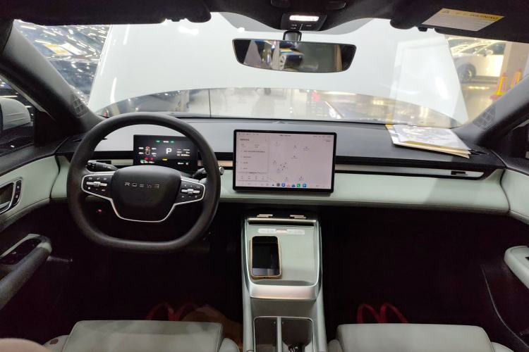 Used Roewe D6 2025 450km Deluxe Edition