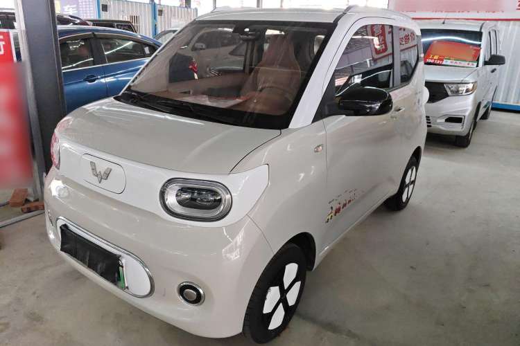 Used Wuling Hongguang MINIEV 2024 3rd Generation 215km Advanced Version
