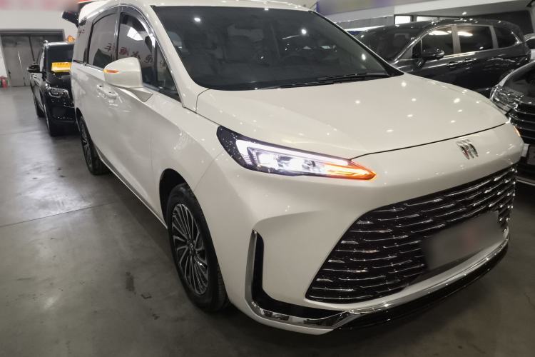 Used Buick GL8 New Energy 2025 Lushang First-Drive Edition 7-Seater
