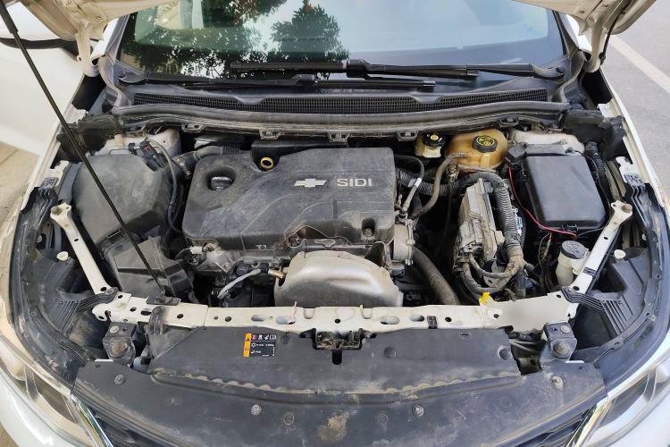 Used Chevrolet Cruze 2017 1.5L Automatic Pioneer Sunroof Edition
