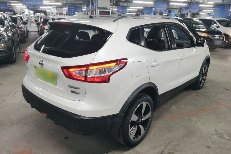 Used Nissan Qashqai 2016 2.0L CVT Luxury Edition

