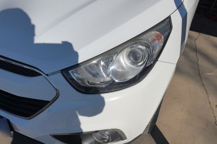 Used Hyundai ix35 2012 2.0L Automatic Two-Wheel Drive Elite Edition GLS
