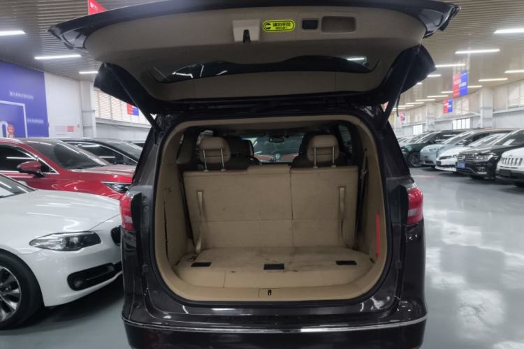 Used Buick GL8 2017 ES 28T Luxury Model China V Standard
