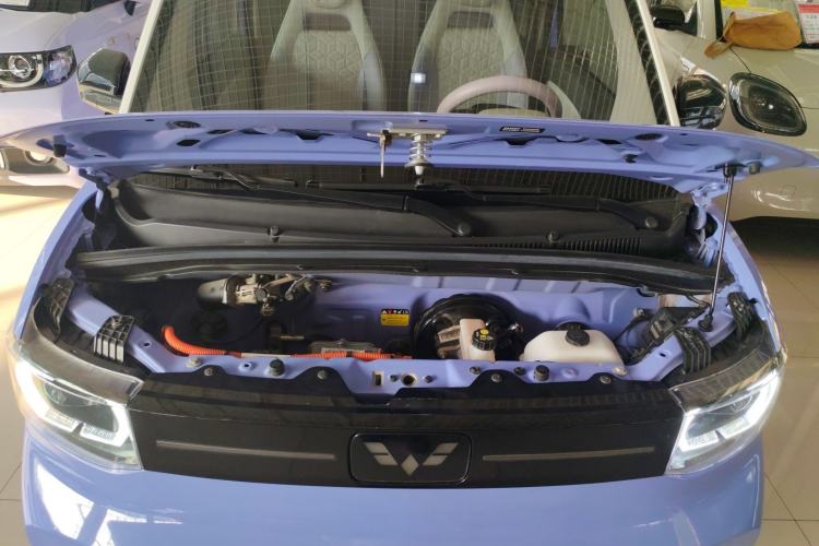 Used Wuling Hongguang MINIEV 2021 Macaron Sandwich Model 120 km Lithium NMC