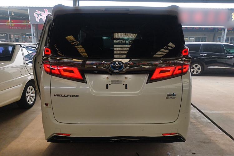 Used Toyota Vellfire 2019 Dual-Engine 2.5L HV Luxury Edition
