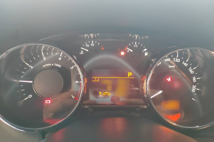 Used Peugeot 3008 2016 2.0L Automatic Classic Edition
