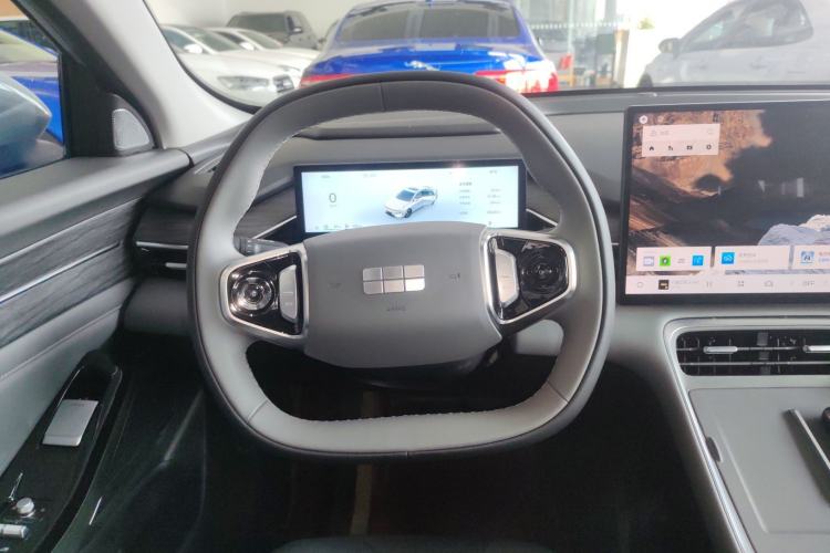 Used  L6 2025 EM-i 140km Explorer+ Edition
