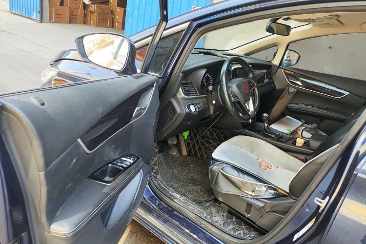 Used BYD Song MAX 2017 1.5T Automatic Smart Connect Elite 7-Seater
