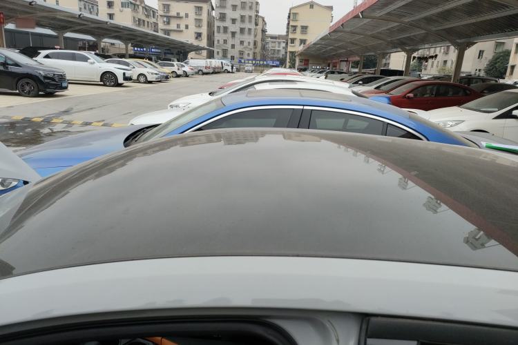 Used Changan UNI-V 2022 1.5T Prestige Version
