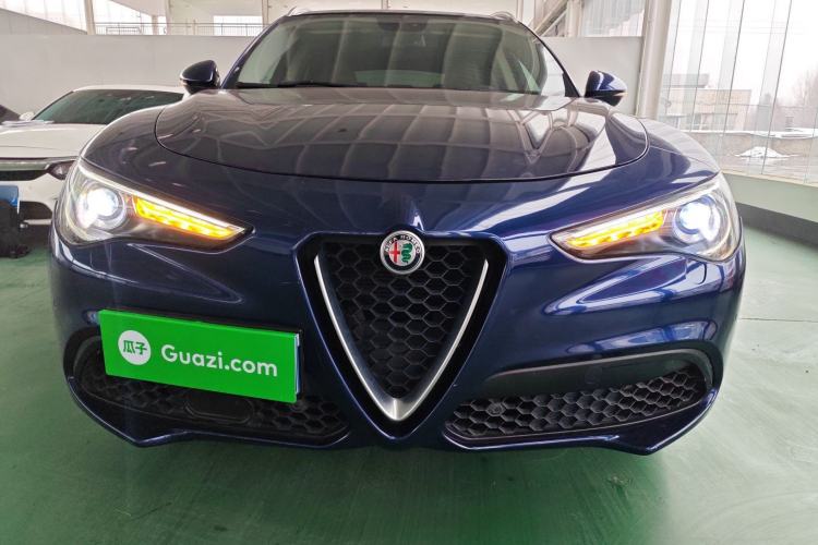 Used Alfa Romeo Stelvio 2017 2.0T 200HP Luxury Edition
