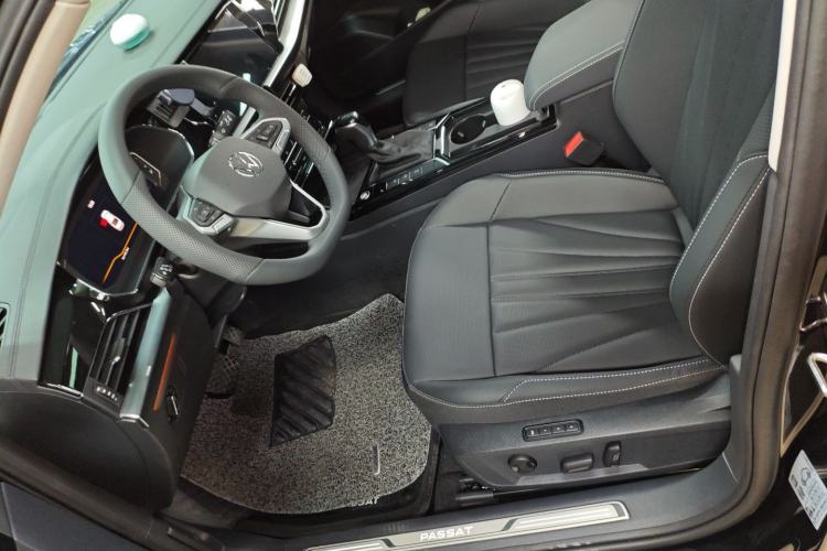 Used Volkswagen Passat 2025 Outstanding Model 380TSI Starry Dragon Glorious Edition