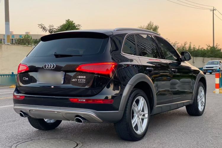 Used Audi Q5 2017 Plus 40 TFSI Technology Model
