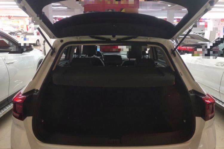 Used Volkswagen T-ROC 2019 230TSI DSG Two-Wheel Drive Advanced Version China V Standard
