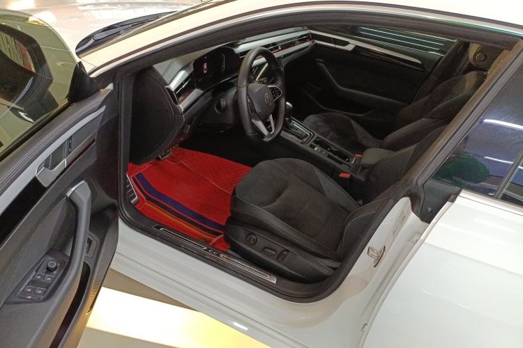 Used Volkswagen FAW-Volkswagen CC 2023 330TSI Ignite Edition
