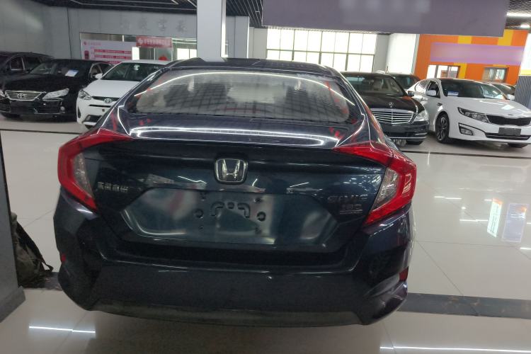 Used Honda Civic 2016 180TURBO CVT Comfort Version

