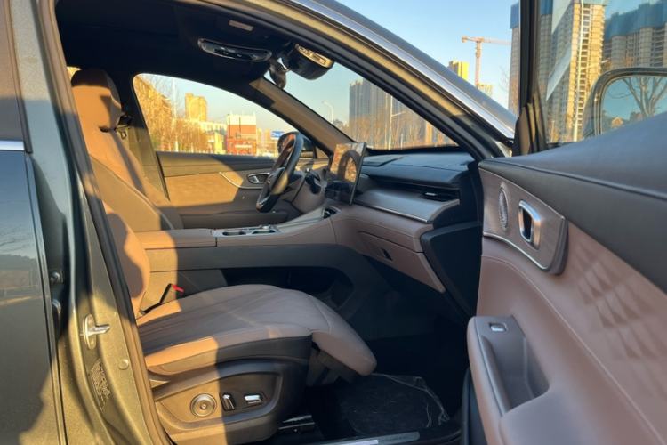 Used Chery Fengyun T8 2025 1.5T 130km Deluxe Version 5 Seats
