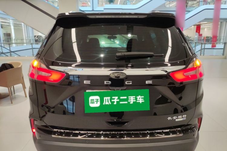 Used Ford Edge 2021 PLUS EcoBoost 245 Two-Wheel-Drive Platinum Edition 5 Seats
