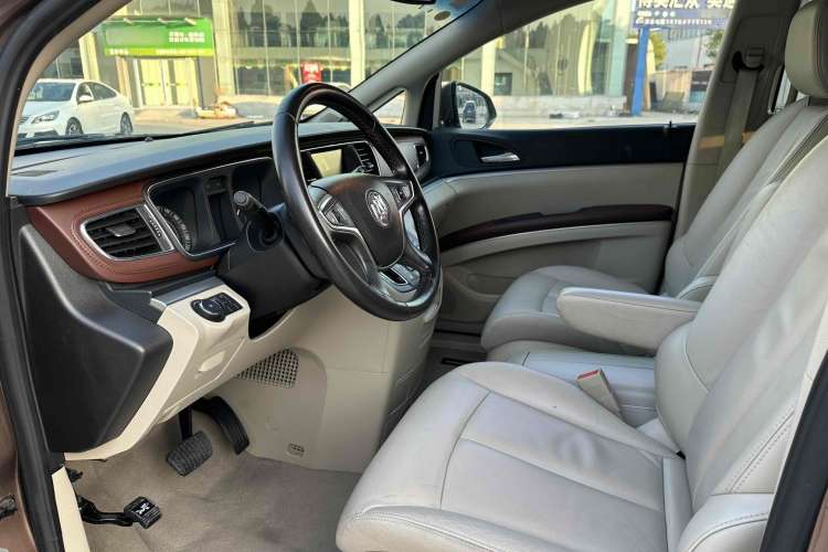 Used Buick GL8 2018 28T Luxury Model China VI Standard
