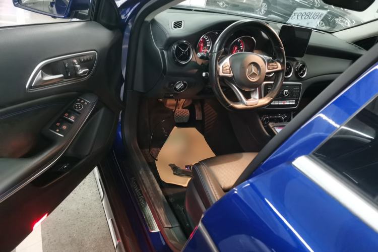 Used Mercedes-Benz GLA 2019 GLA 200 Fashion Model