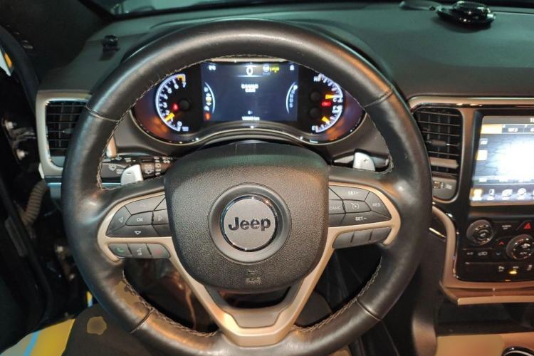 Used  Grand Cherokee (Import) 2014 3.6L Elite Navigation Edition
