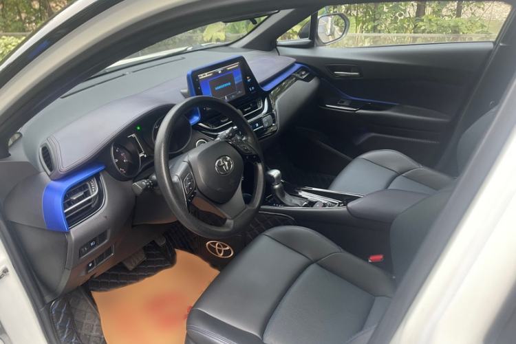 Used Toyota C-HR 2020 2.0L Leading Edition
