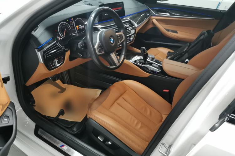 Used BMW 5 Series 2019 530Li Leading Model M Sport Package