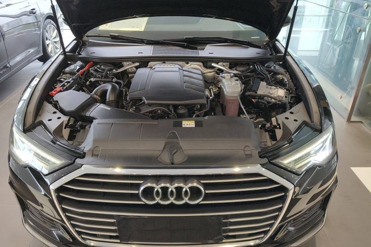 Used Audi A6L 2022 40 TFSI Luxury Dynamic Model
