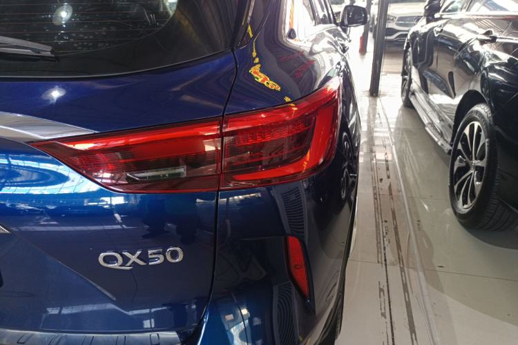 Used Infiniti QX50 2018 2.0T Two-Wheel Drive Fashion Edition